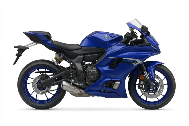Yamaha R9